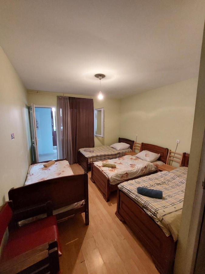 Lost Inn Kazbegi Hostel Εξωτερικό φωτογραφία